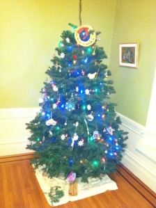 The tree at home and decorated